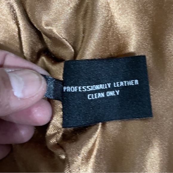 GUESS LOS ANGELES
Womens Distressed Genuine, Leather Motorcycle Moto
Jacket Coat - Picture 13 of 13